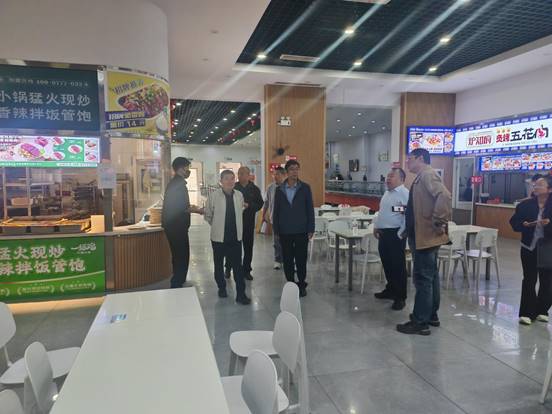 筑牢校园食安防线 守护师生舌尖安全——昌黎县人大主任带队督导我校食堂食品安全工作