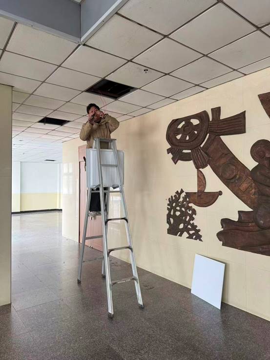 秦皇岛校区运维保障部推进楼道亮化，提升师生幸福感获得感